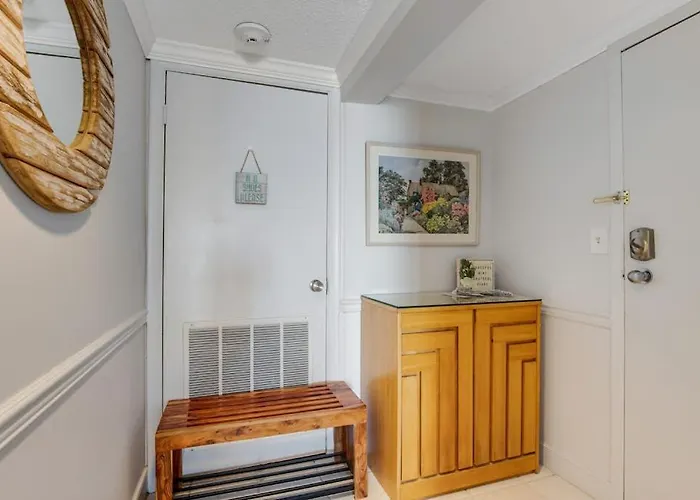 Golden Sands 1318 *